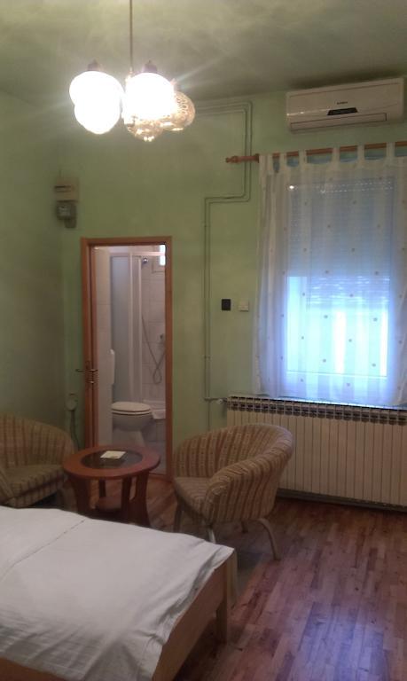 Apartments & Rooms Korzo Slavonski Brod Habitación foto